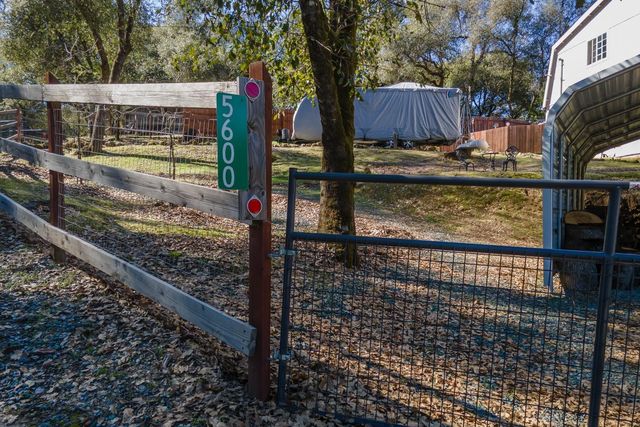 5600 Upper Siesta Ln, Somerset, CA 95684