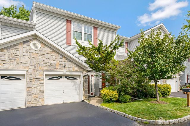 29 Catherine Court, Old Bridge, NJ 08879