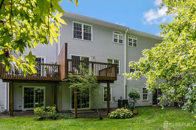 29 Catherine Court, Old Bridge, NJ 08879