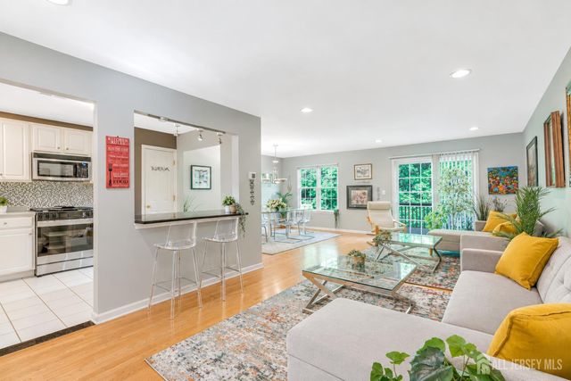 29 Catherine Court, Old Bridge, NJ 08879