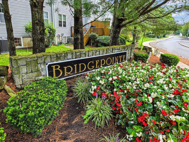 29 Catherine Court, Old Bridge, NJ 08879