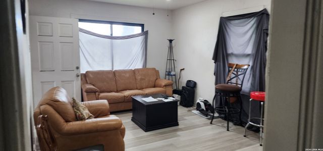 701 LINARES ST, San Antonio, TX 78225