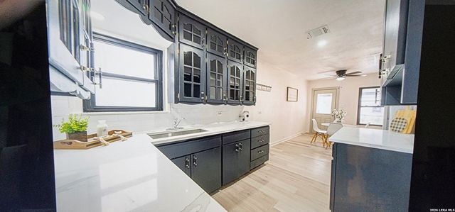 701 LINARES ST, San Antonio, TX 78225