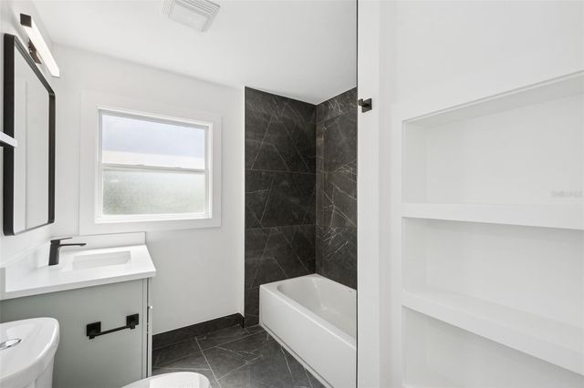 2655 BAY STREET, Sarasota, FL 34237