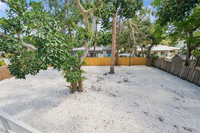 2655 BAY STREET, Sarasota, FL 34237