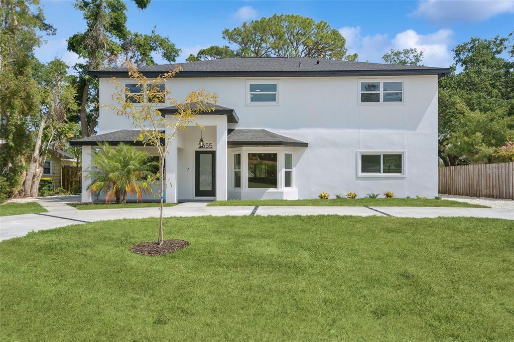 2655 BAY STREET, Sarasota, FL 34237