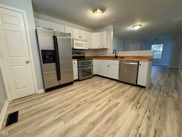 4047 Byram Avenue, Indianapolis, IN 46208