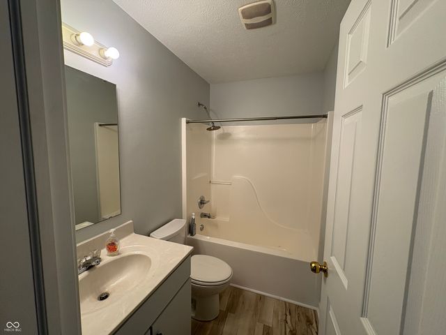 4047 Byram Avenue, Indianapolis, IN 46208