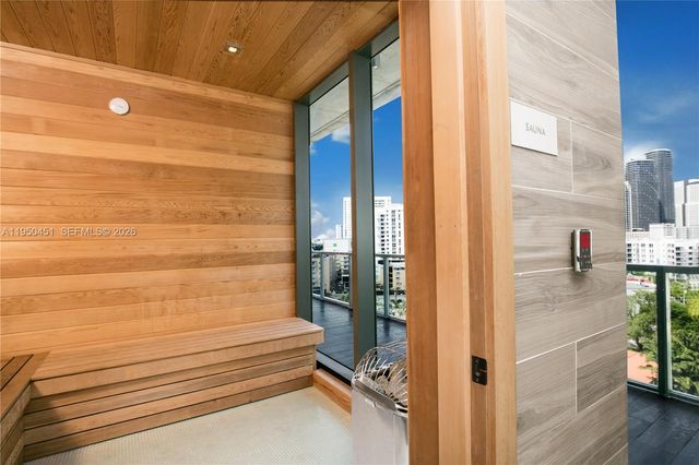 201 SW 17th Rd 303, Miami, FL 33129