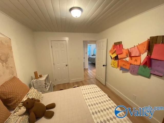 1236 Oshaughnessy Avenue NE, Huntsville, AL 35801