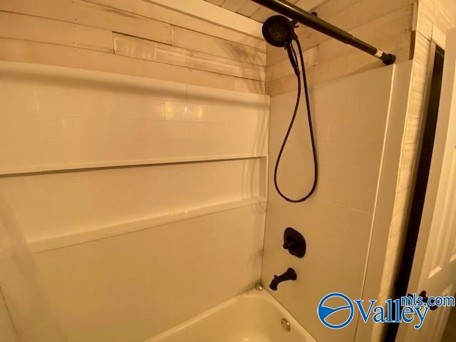 1236 Oshaughnessy Avenue NE, Huntsville, AL 35801