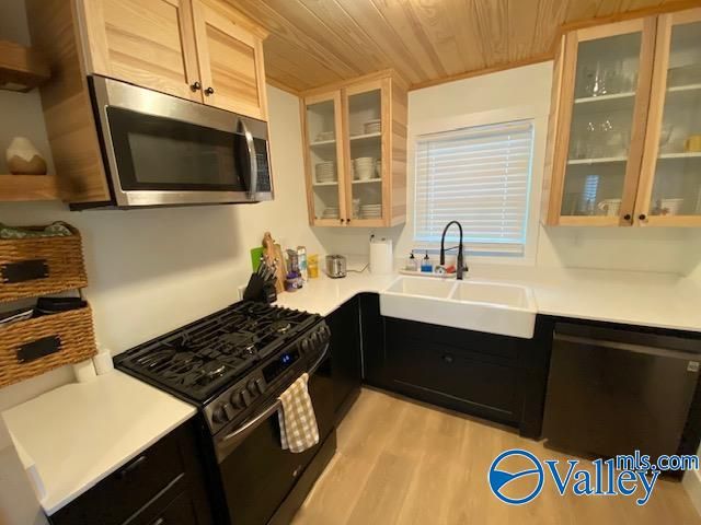 1236 Oshaughnessy Avenue NE, Huntsville, AL 35801