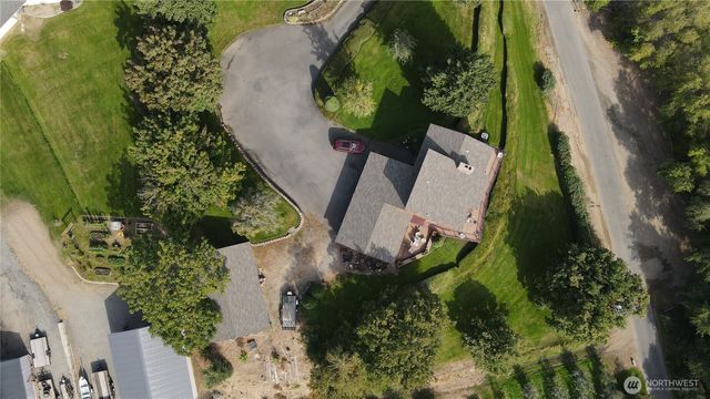 14 Hahn Road, Omak, WA 98841