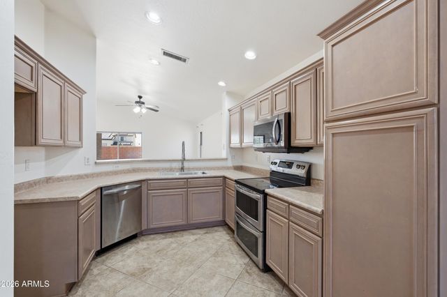 25701 W ST KATERI Drive, Buckeye, AZ 85326