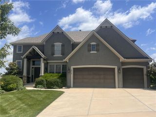 19718 W 94th Terrace, Lenexa, KS 66220