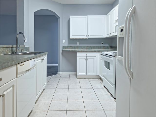 5045 Fairways Circle D201, Vero Beach, FL 32967