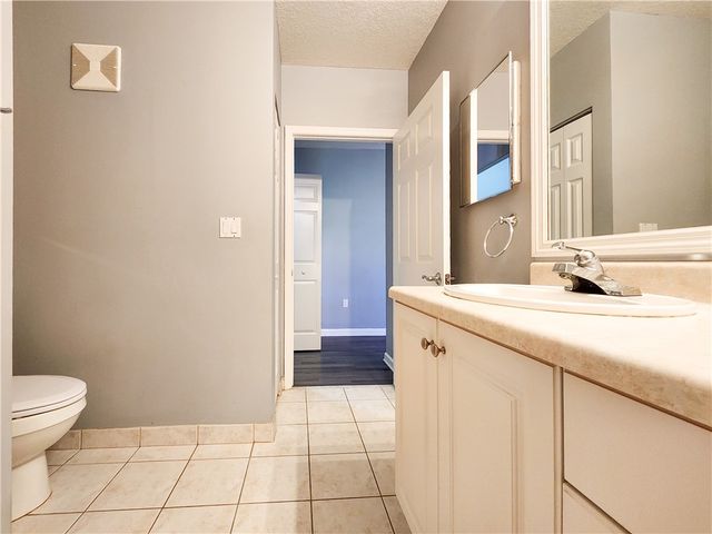 5045 Fairways Circle D201, Vero Beach, FL 32967