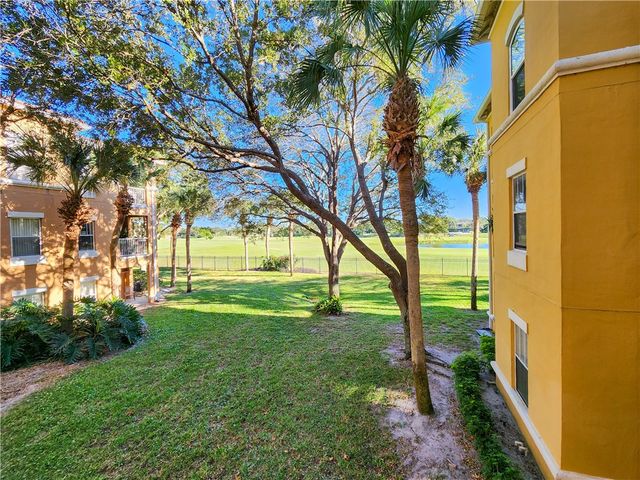 5045 Fairways Circle D201, Vero Beach, FL 32967