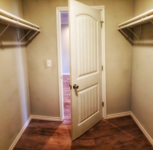 216 E Cherry Street, Sherman, TX 75090