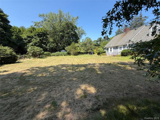 2212 Route 106, Syosset, NY 11791