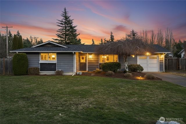 5994 Paradise Drive, Ferndale, WA 98248