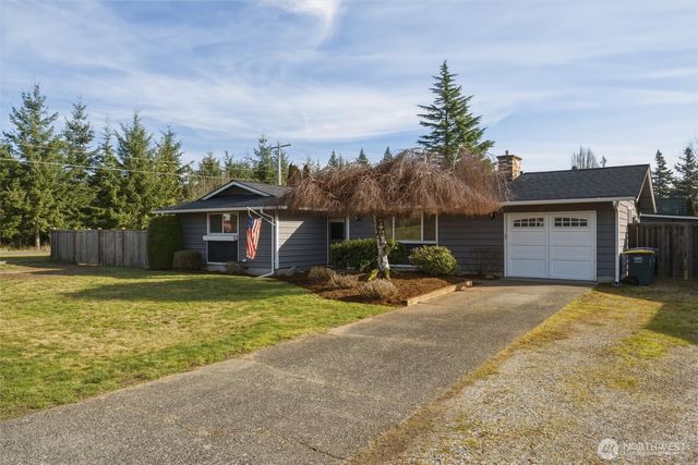 5994 Paradise Drive, Ferndale, WA 98248