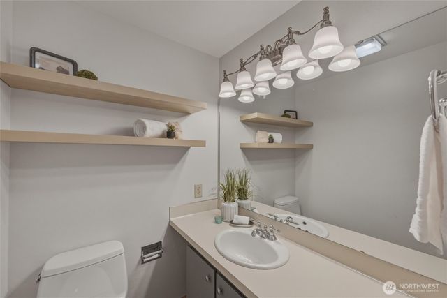 5994 Paradise Drive, Ferndale, WA 98248