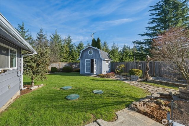5994 Paradise Drive, Ferndale, WA 98248