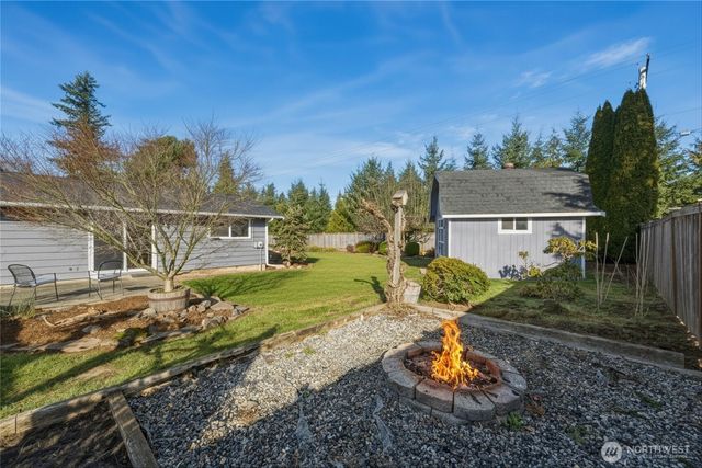 5994 Paradise Drive, Ferndale, WA 98248