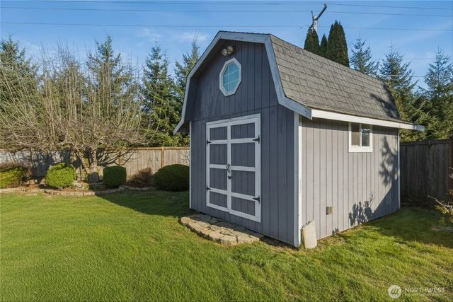 5994 Paradise Drive, Ferndale, WA 98248