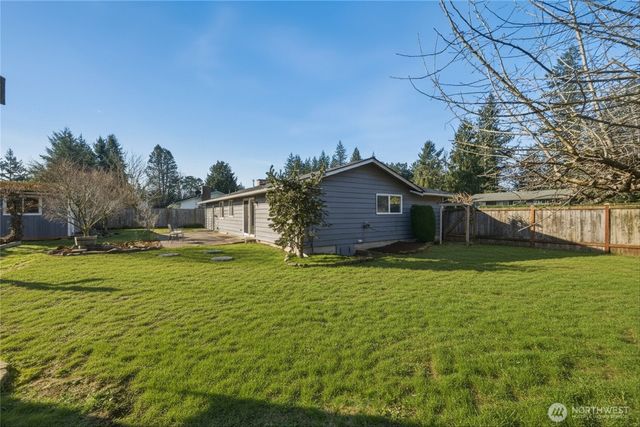 5994 Paradise Drive, Ferndale, WA 98248