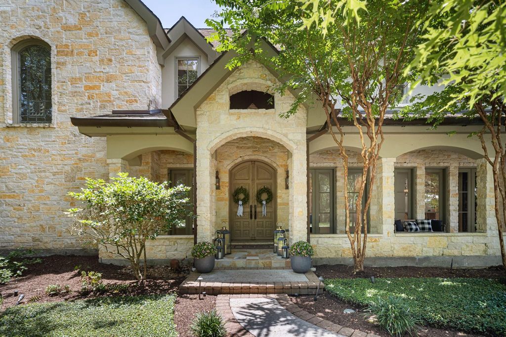 12023 Surrey Lane, Houston, TX 77024