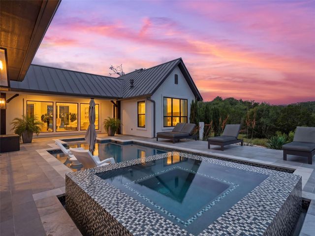 1512 Via Principale, New Braunfels, TX 78132