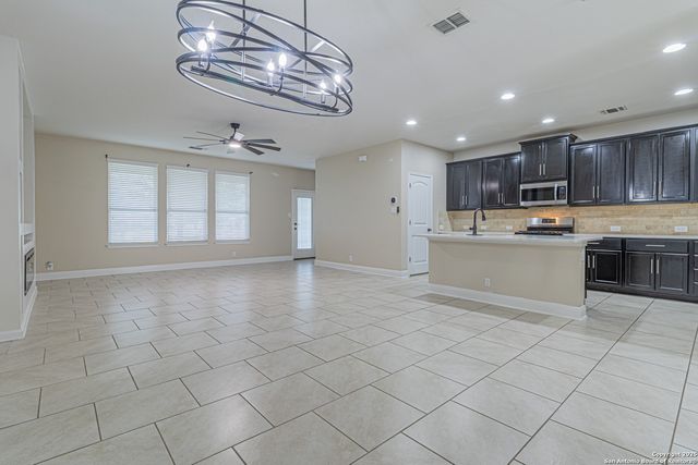 8506 Hamer, San Antonio, TX 78254