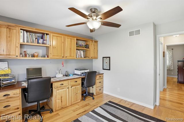 9269 Northwind Drive, Zeeland, MI 49464