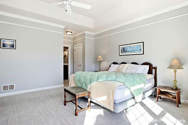 1012 Heron Way, Woodstock, IL 60098