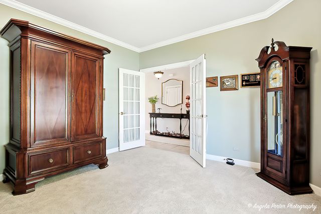 1012 Heron Way, Woodstock, IL 60098