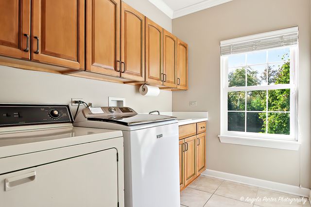 1012 Heron Way, Woodstock, IL 60098