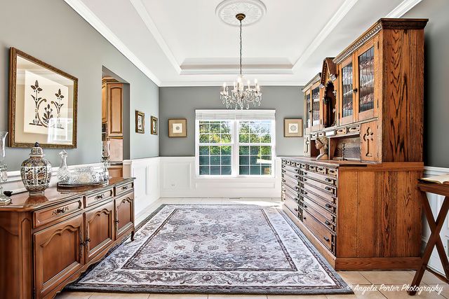 1012 Heron Way, Woodstock, IL 60098