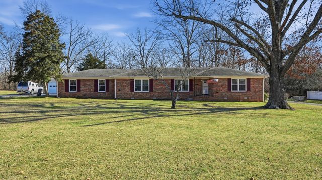 509 Twelve Oaks Rd, Tullahoma, TN 37388
