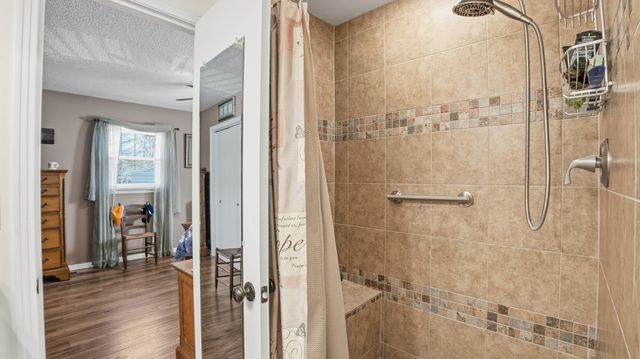 509 Twelve Oaks Rd, Tullahoma, TN 37388