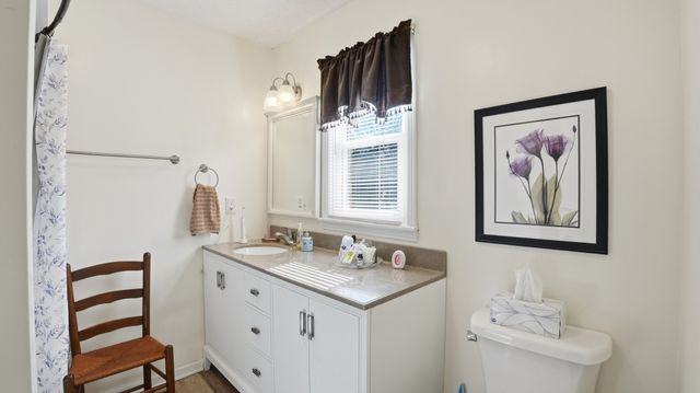 509 Twelve Oaks Rd, Tullahoma, TN 37388