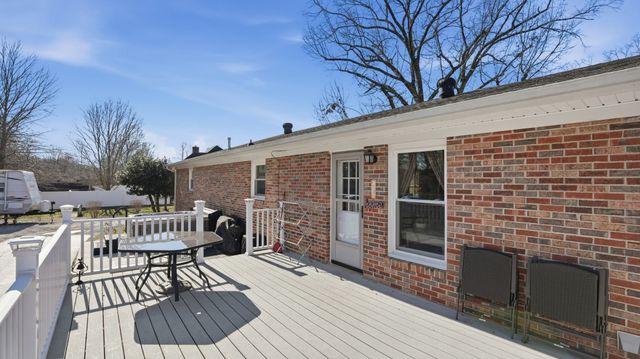 509 Twelve Oaks Rd, Tullahoma, TN 37388