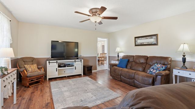 509 Twelve Oaks Rd, Tullahoma, TN 37388