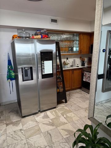 1800 NW 24th Ave 1004, Miami, FL 33125