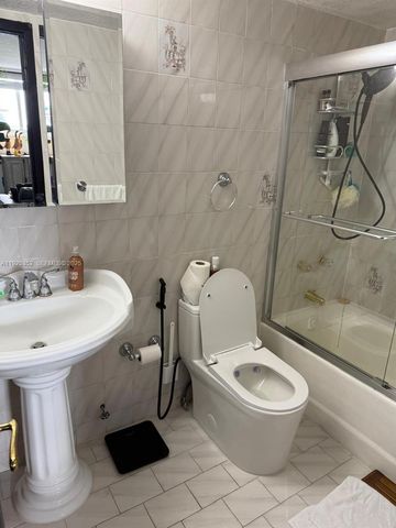 1800 NW 24th Ave 1004, Miami, FL 33125