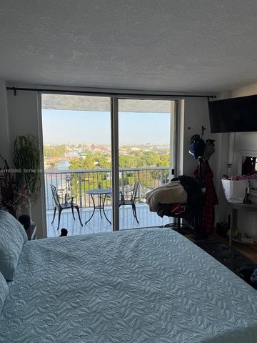 1800 NW 24th Ave 1004, Miami, FL 33125