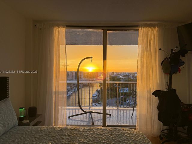 1800 NW 24th Ave 1004, Miami, FL 33125