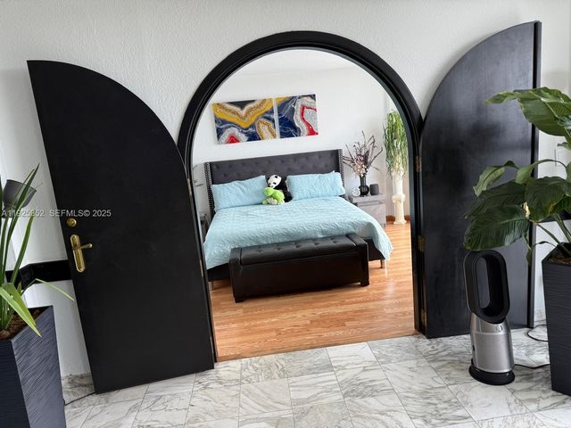 1800 NW 24th Ave 1004, Miami, FL 33125