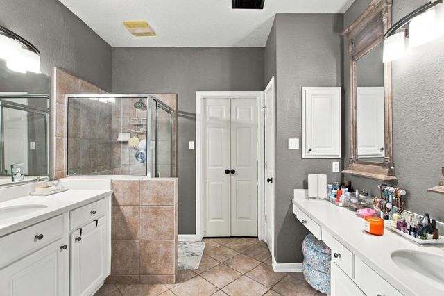 2922 Marble Falls Drive, Pearland, TX 77584